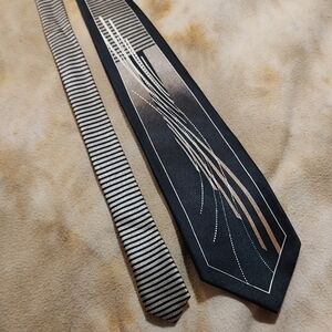 Pierre Cardin Vintage Retro Gold and Black SILK Tie 4" Width